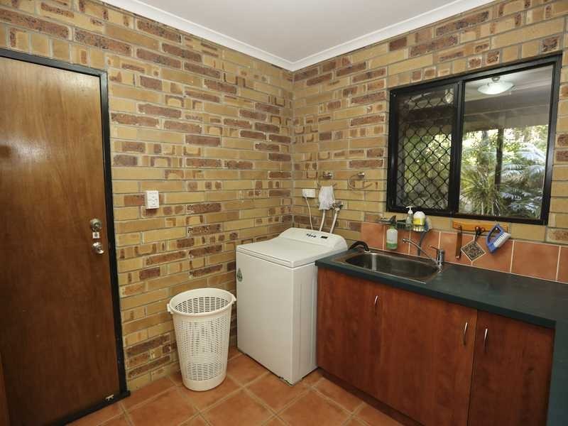 5 Creek Road, Tannum Sands QLD 4680