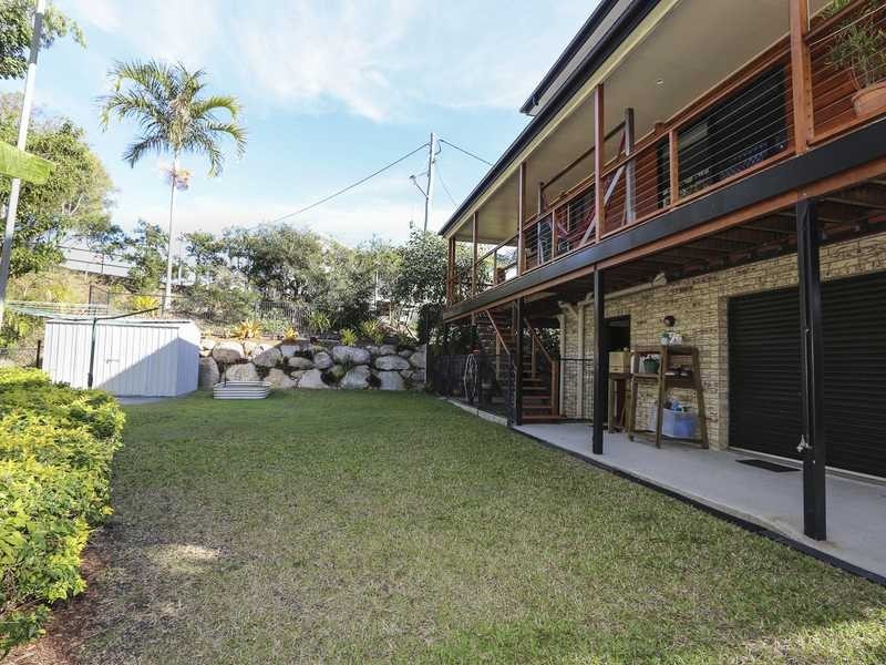 5 Creek Road, Tannum Sands QLD 4680