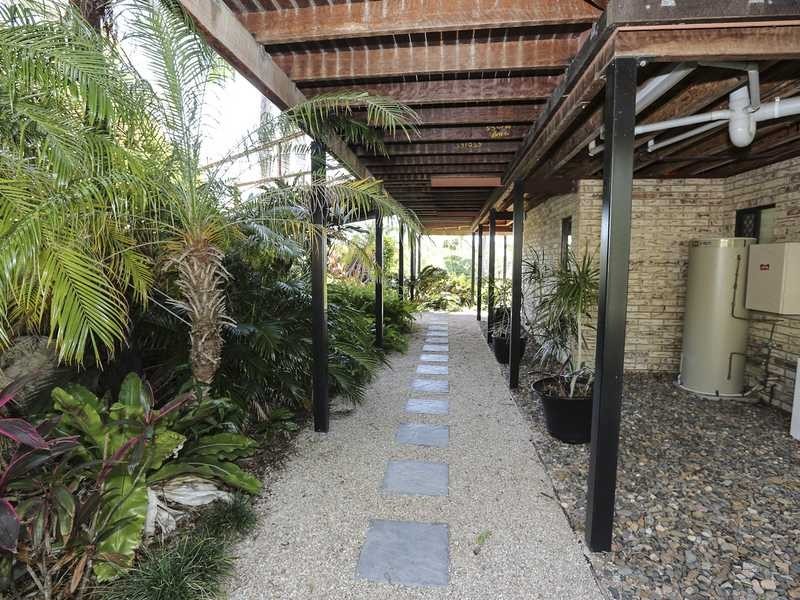 5 Creek Road, Tannum Sands QLD 4680