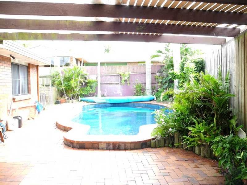 2 Drummond Court, Tannum Sands QLD 4680