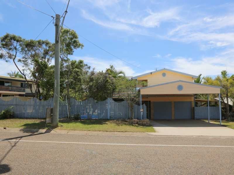 32 Centenary Drive, Boyne Island QLD 4680