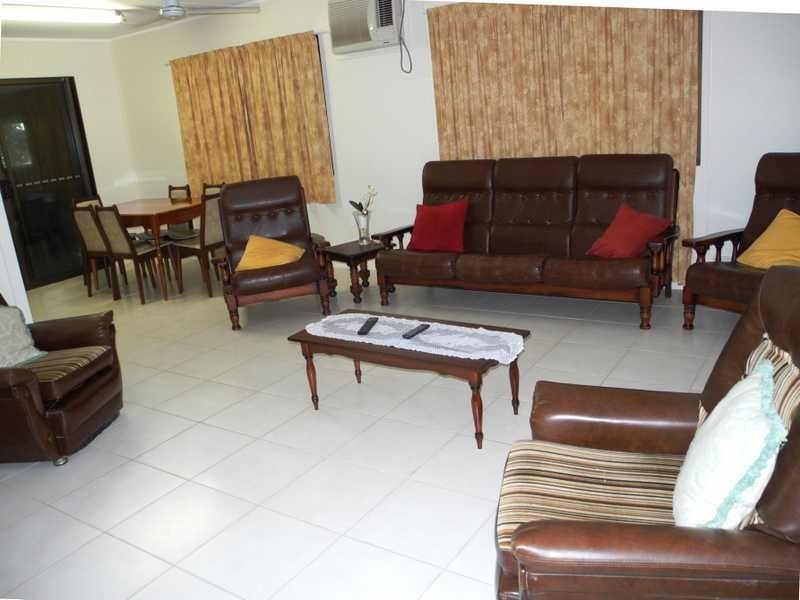 11 Pleasant Avenue, Tannum Sands QLD 4680