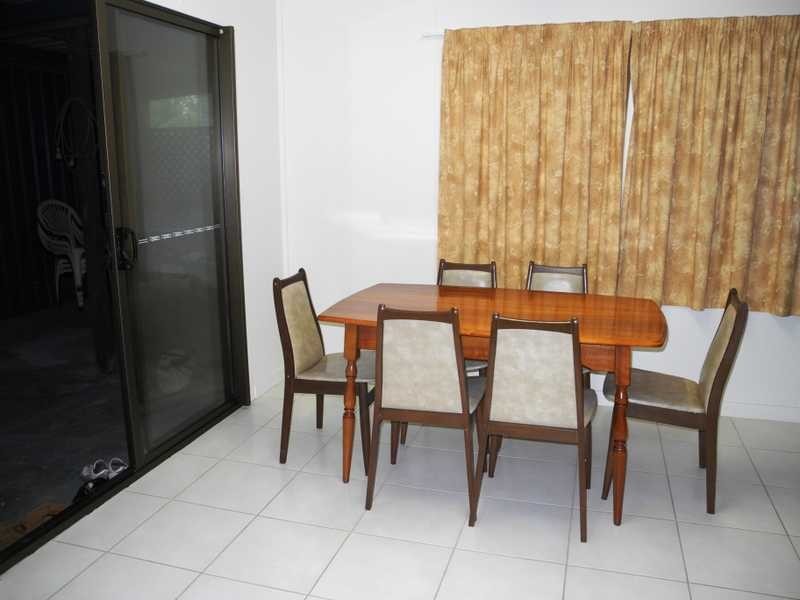 11 Pleasant Avenue, Tannum Sands QLD 4680