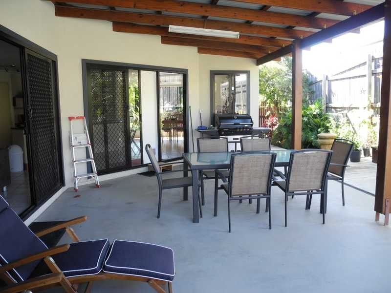 12 Longreach Court, Tannum Sands QLD 4680