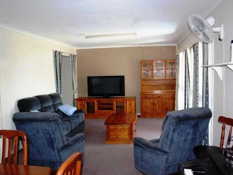 69 Booth Avenue, Tannum Sands QLD 4680