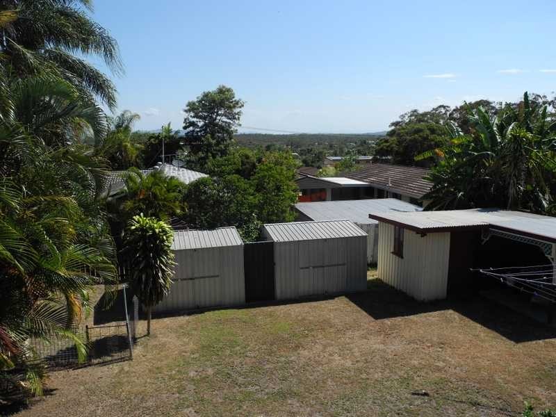 69 Booth Avenue, Tannum Sands QLD 4680