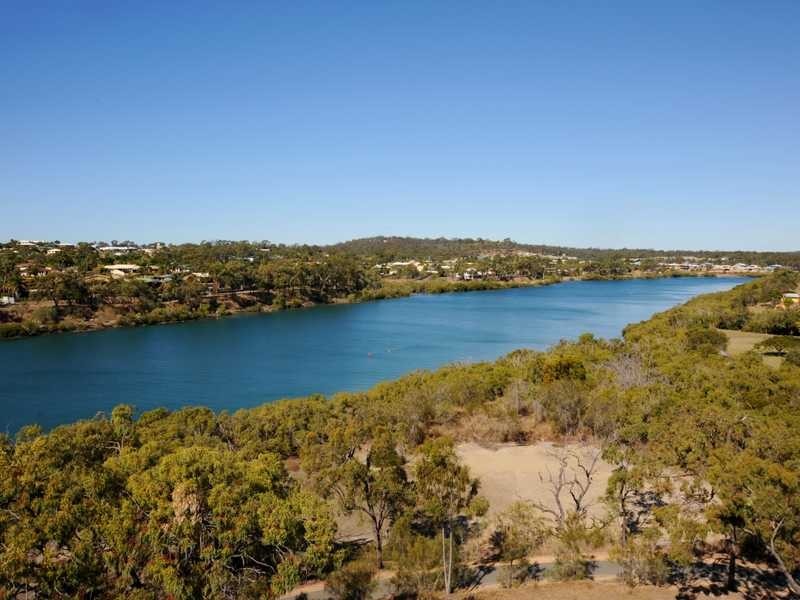 Unit 6/2 The Promenade, Boyne Island QLD 4680