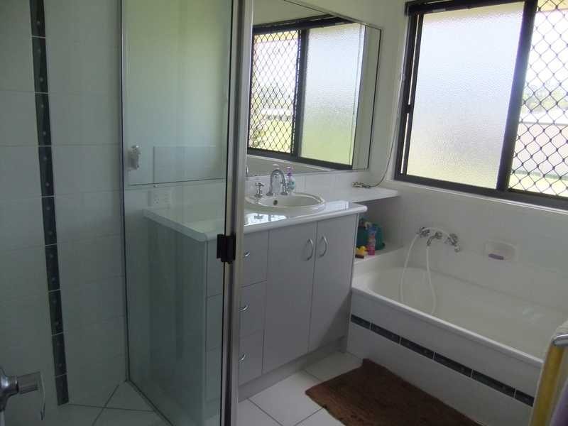 51 Hennie Drive, Benaraby QLD 4680