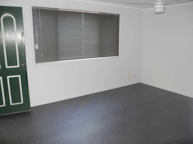 101 Malpas Street, Boyne Island QLD 4680