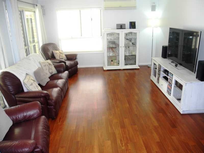 17 Alkina Crescent, Boyne Island QLD 4680