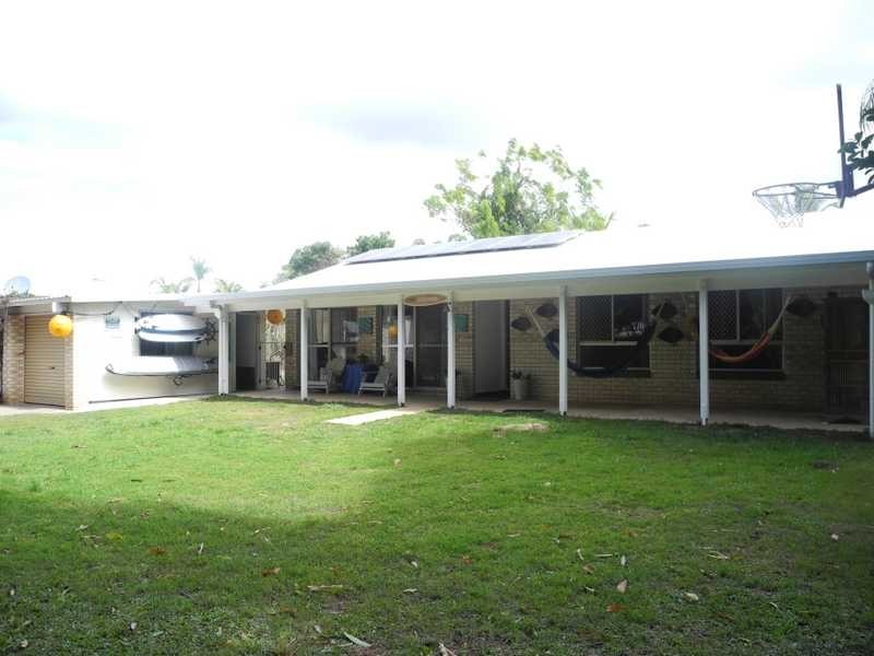 17 Alkina Crescent, Boyne Island QLD 4680