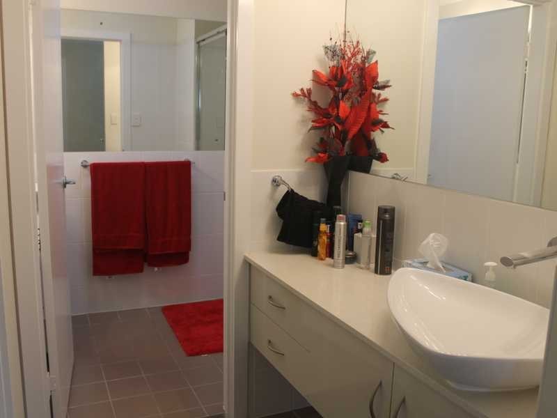 4/30 Beach Avenue, Tannum Sands QLD 4680