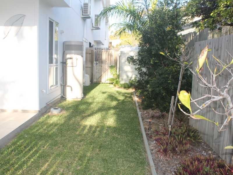 4/30 Beach Avenue, Tannum Sands QLD 4680