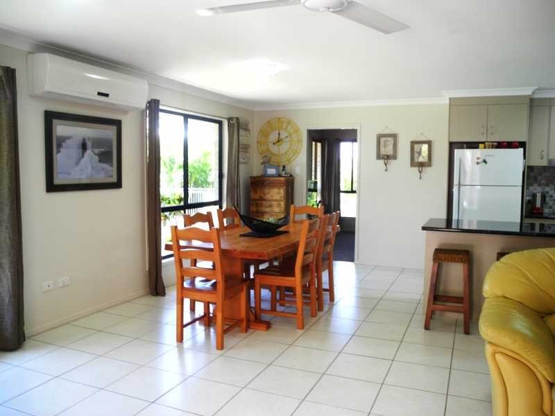8 Caitlin Court, Boyne Island QLD 4680