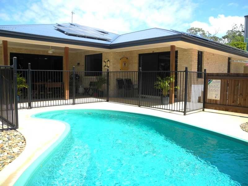 8 Caitlin Court, Boyne Island QLD 4680