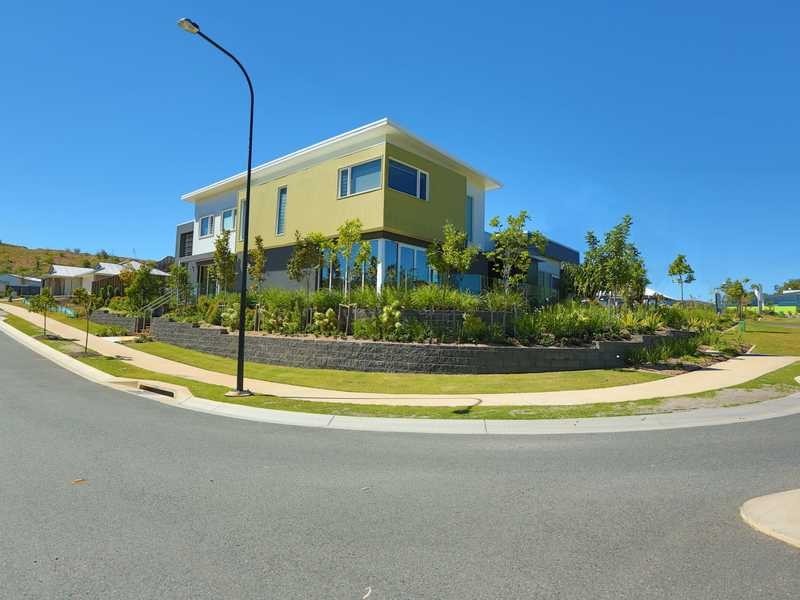 33 Tulipwood Circuit, Boyne Island QLD 4680