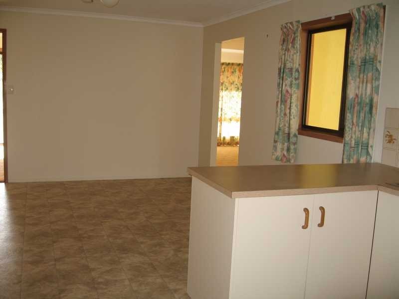 10 Chapple Court, Boyne Island QLD 4680