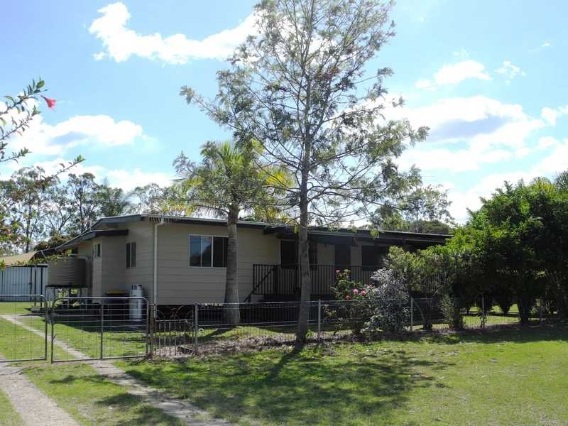5 Wadeleigh Street, Bororen QLD 4678