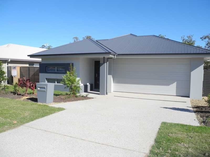 34 Tulipwood Circuit, Boyne Island QLD 4680