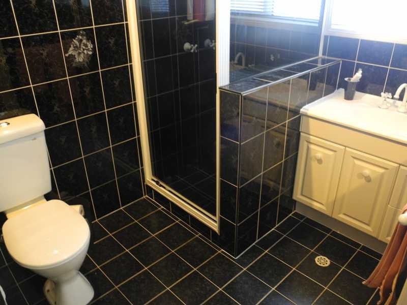 37 Sayre Crescent, Boyne Island QLD 4680