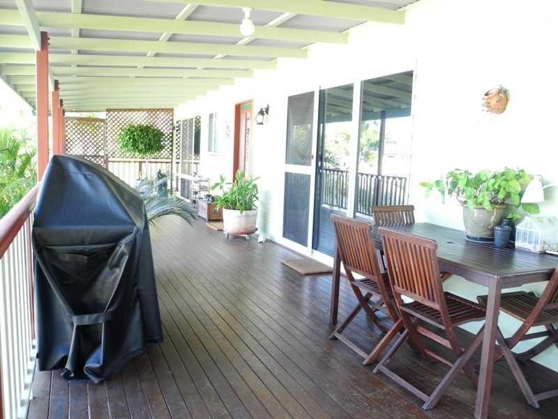 37 Sayre Crescent, Boyne Island QLD 4680