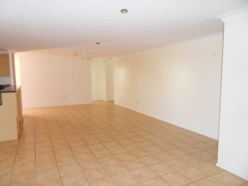 7 Riverside Drive, Tannum Sands QLD 4680