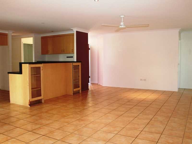 7 Riverside Drive, Tannum Sands QLD 4680