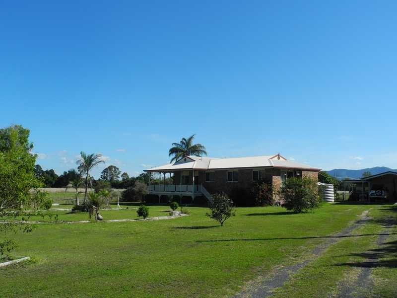 25 Koorawatha Drive, Bororen QLD 4678