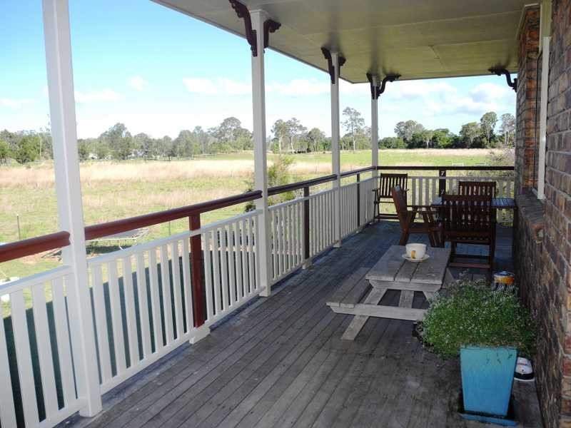 25 Koorawatha Drive, Bororen QLD 4678