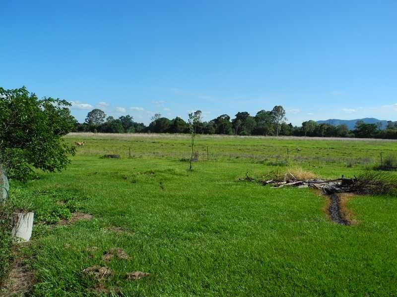 25 Koorawatha Drive, Bororen QLD 4678