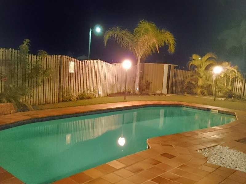 2 Andrew Court, Boyne Island QLD 4680