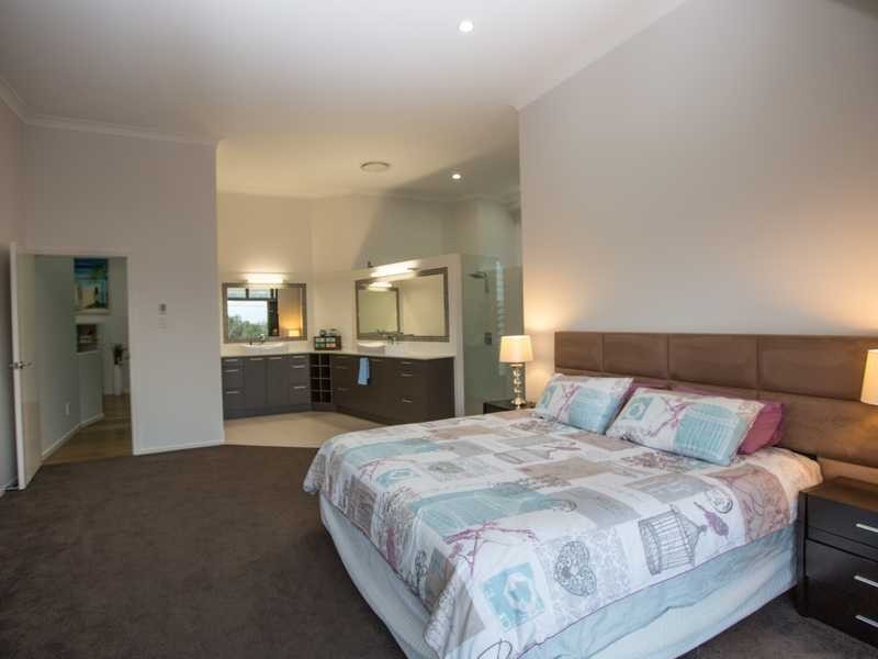 37 Ocean Street, Tannum Sands QLD 4680