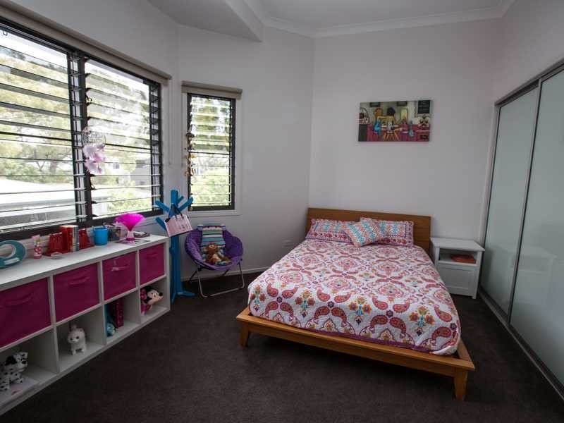37 Ocean Street, Tannum Sands QLD 4680