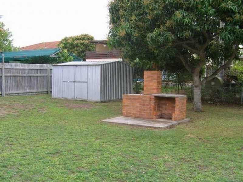 7 Bellemere Court, Boyne Island QLD 4680