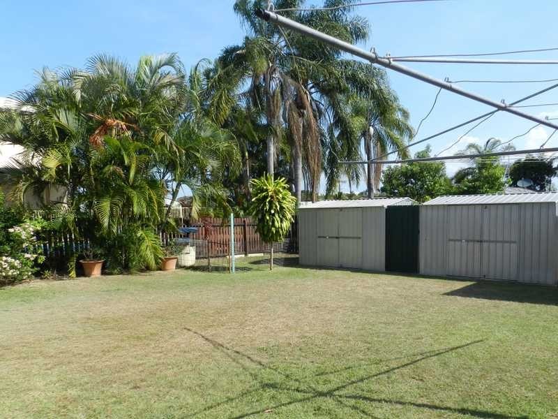 69 Booth Avenue, Tannum Sands QLD 4680