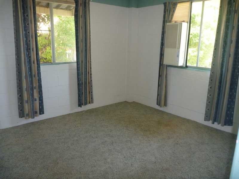 69 Booth Avenue, Tannum Sands QLD 4680