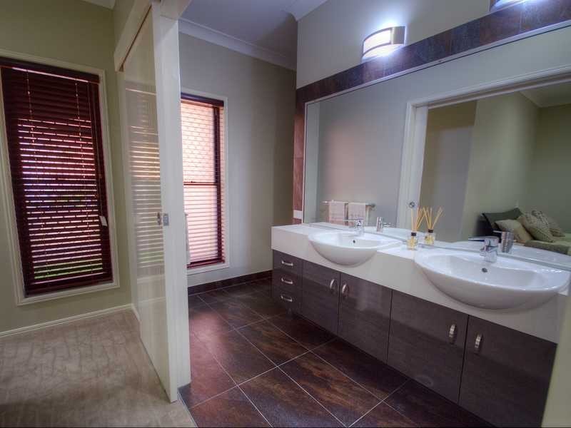 8 Cloncurry Court, Tannum Sands QLD 4680