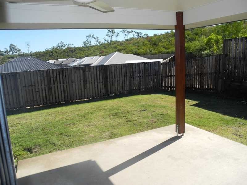 5 Corimba Parade, Boyne Island QLD 4680