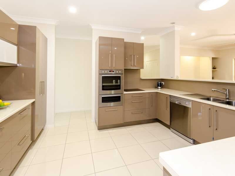 365 Boyne Island Road, Boyne Island QLD 4680