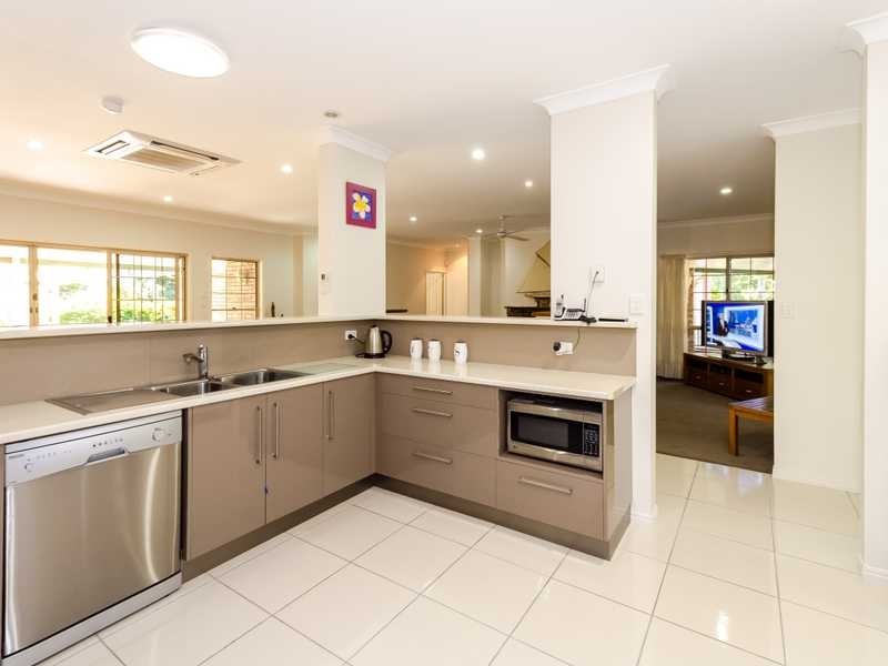 365 Boyne Island Road, Boyne Island QLD 4680