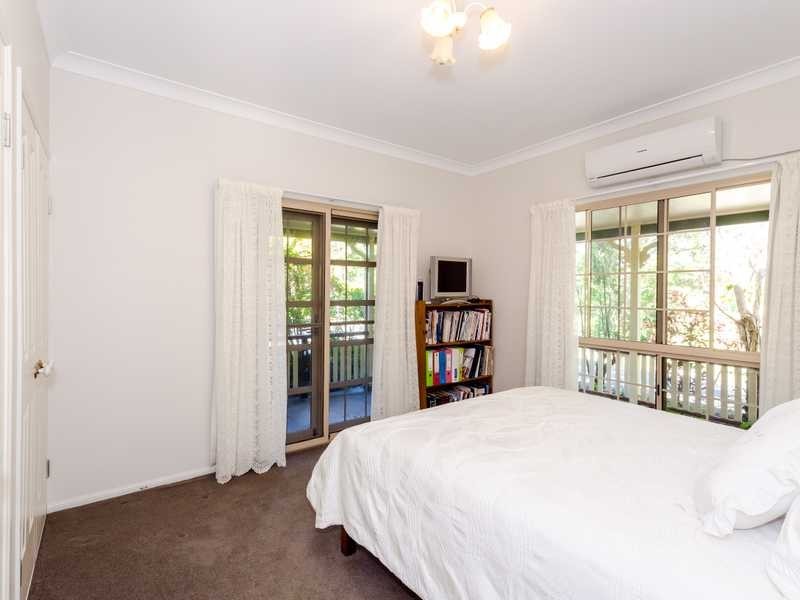 365 Boyne Island Road, Boyne Island QLD 4680