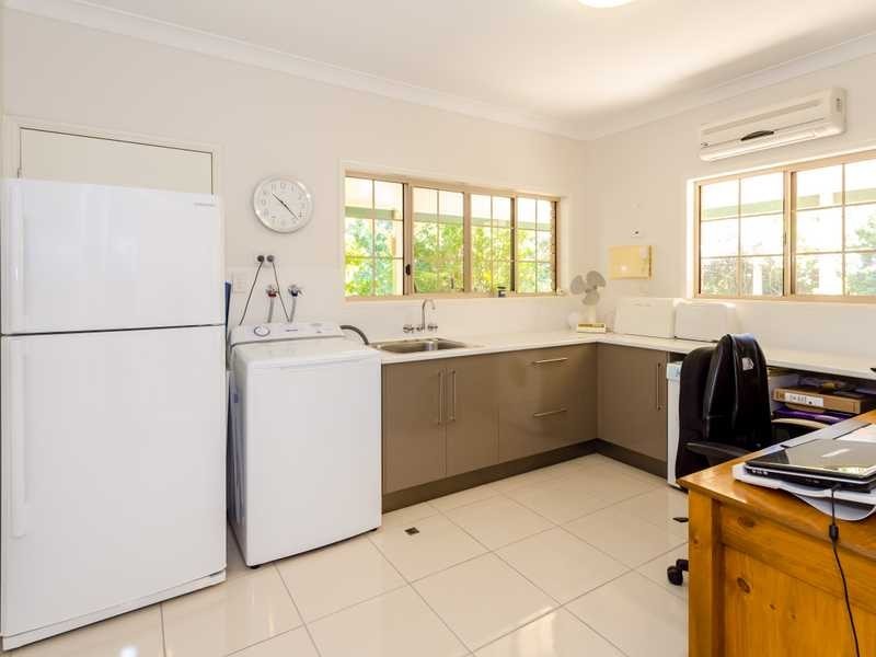 365 Boyne Island Road, Boyne Island QLD 4680