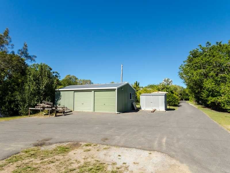 365 Boyne Island Road, Boyne Island QLD 4680
