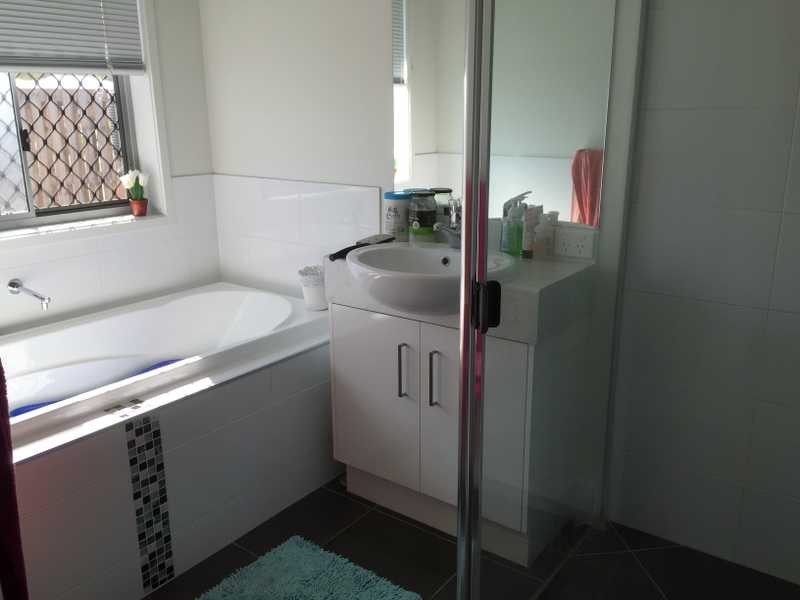 34 Tulipwood Circuit, Boyne Island QLD 4680