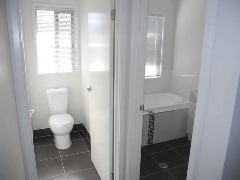 34 Tulipwood Circuit, Boyne Island QLD 4680