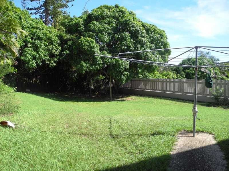 8 Marine Avenue, Tannum Sands QLD 4680