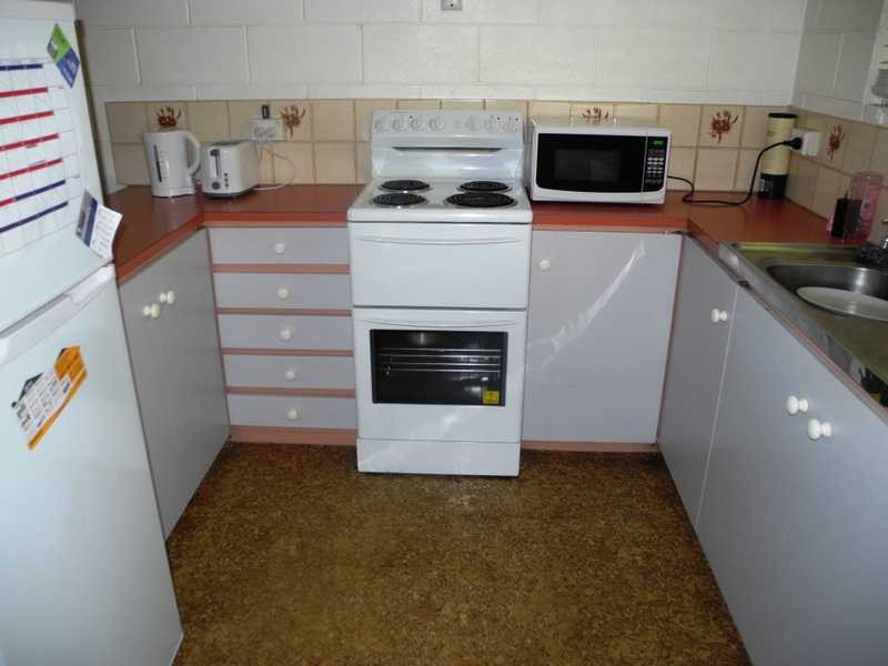 28 Campbell Street, Clinton QLD 4680