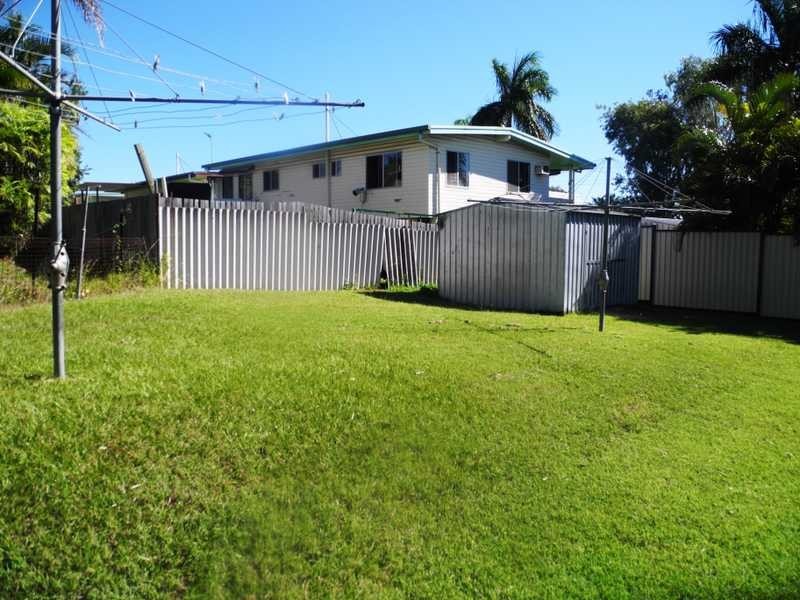 28 Campbell Street, Clinton QLD 4680