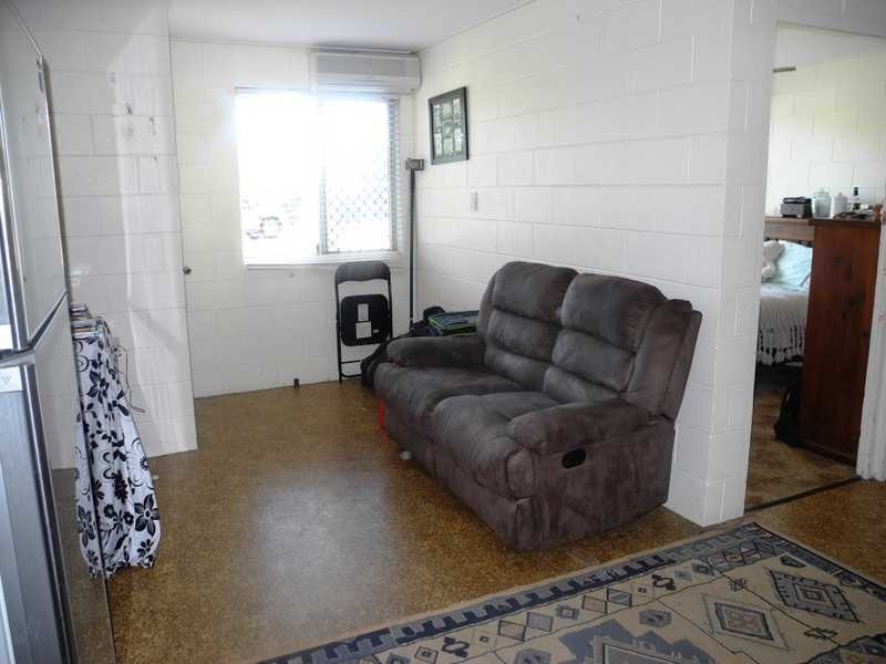 28 Campbell Street, Clinton QLD 4680