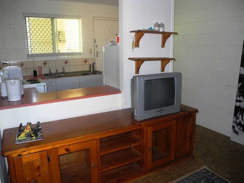 28 Campbell Street, Clinton QLD 4680